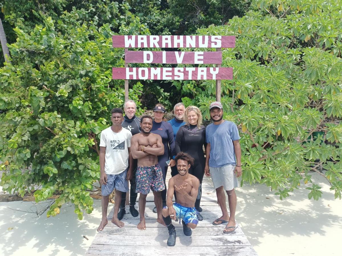Warahnus Dive Homestay Kri Eksteriør billede