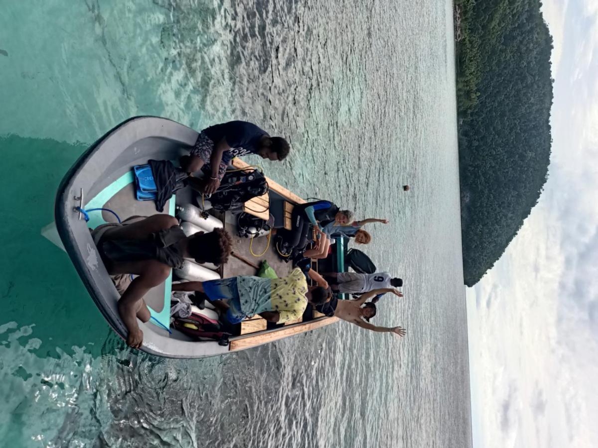 Warahnus Dive Homestay Kri Eksteriør billede